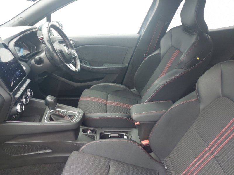 Renault Clio 1.6 E-tech Hybrid 140 Rs Line Grey #5