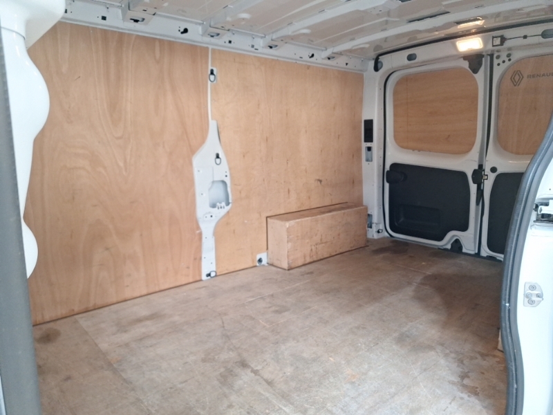 Renault Trafic Ll30 Blue Dci 130 Advance Safety Van White #6