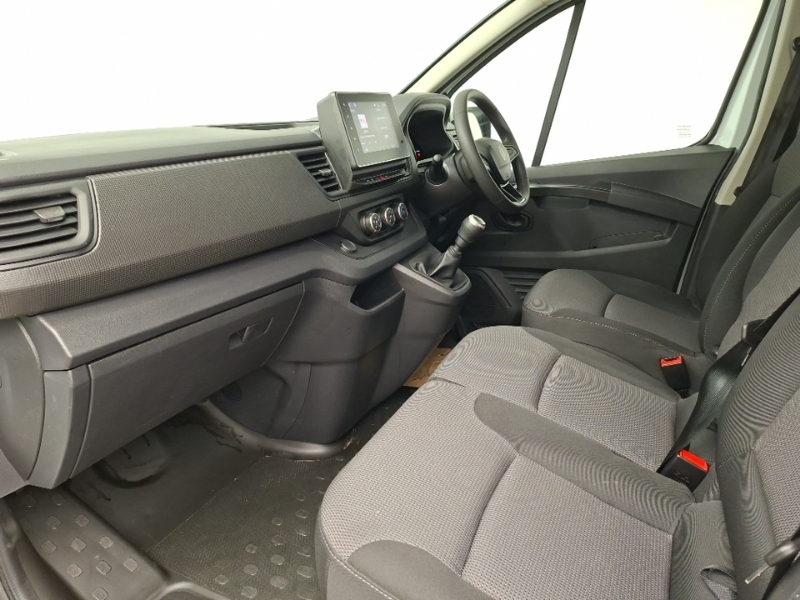 Renault Trafic Ll30 Blue Dci 130 Advance Van White #5