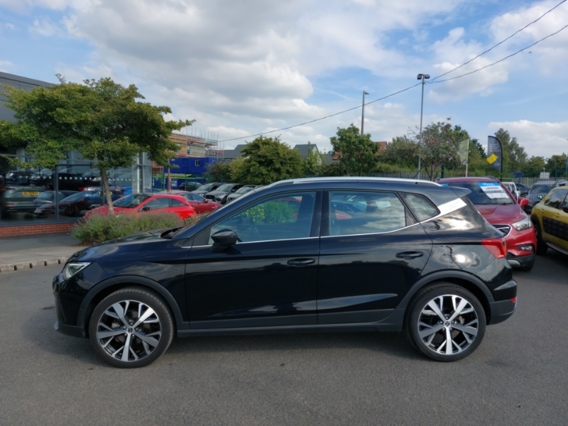 Seat Arona 1.0 Tsi 110 Xperience Lux Dsg Black #4