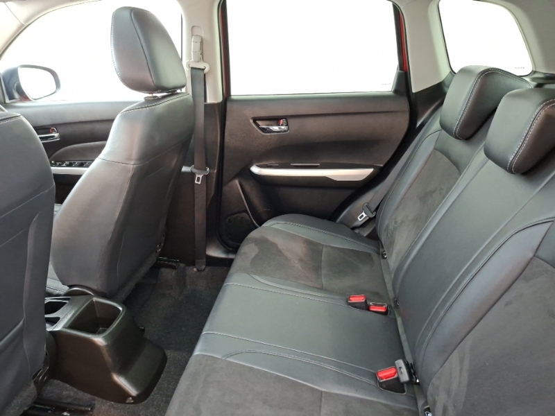 Suzuki Vitara 1.6 Sz5 Black #6