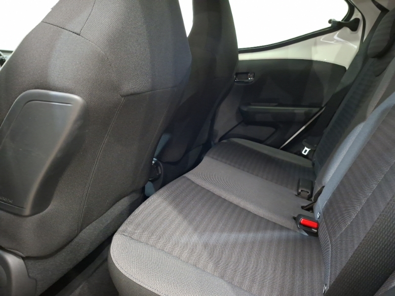 Toyota Aygo 1.0 Vvt-i X-plore White #6