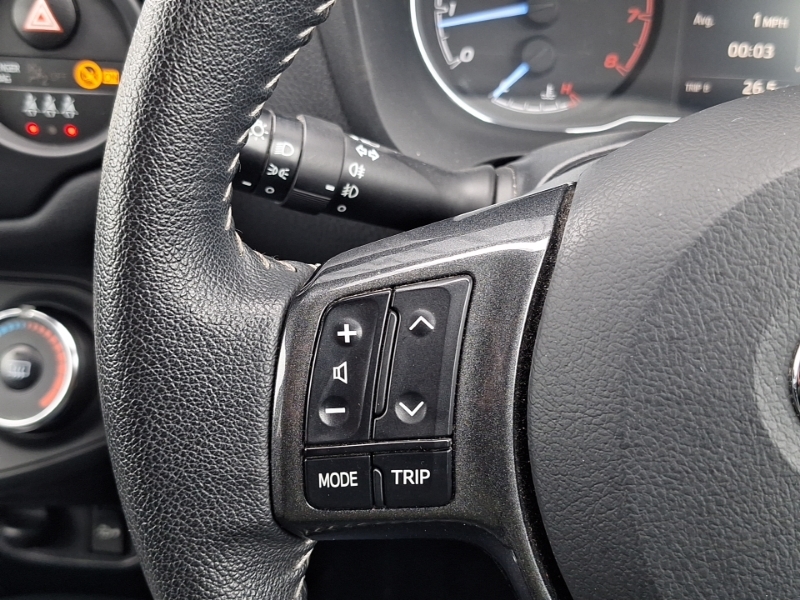 Toyota Yaris  Silver #12