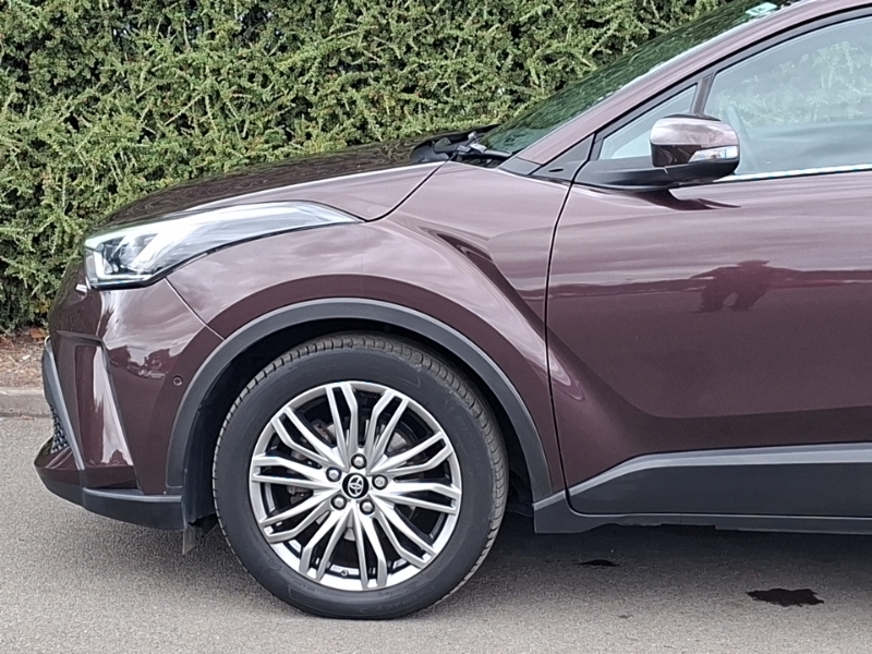 Toyota C-Hr Icon #19