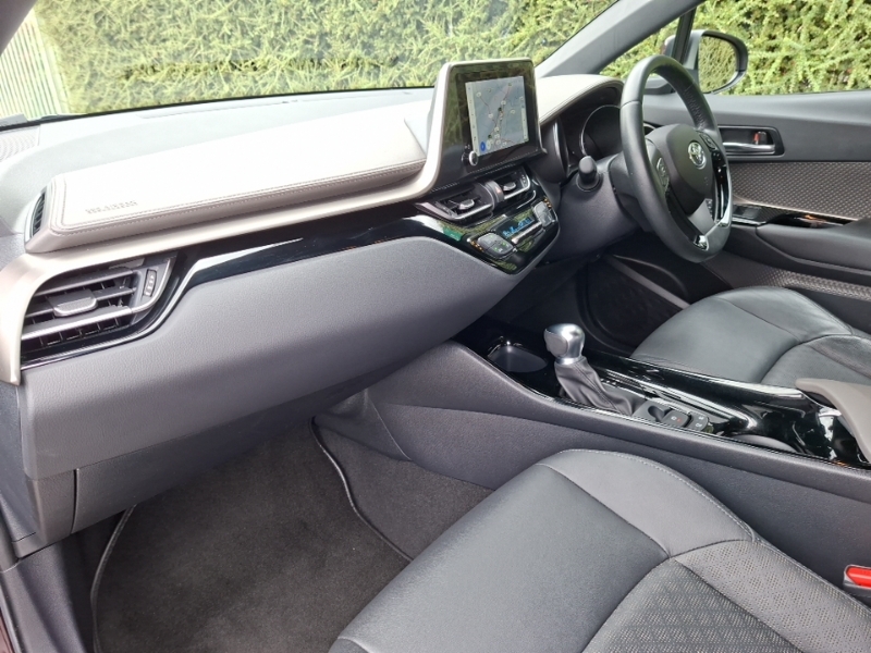 Toyota C-Hr 2.0 Hybrid Excel Cvt Purple #5