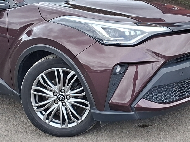 Toyota C-Hr Icon #20