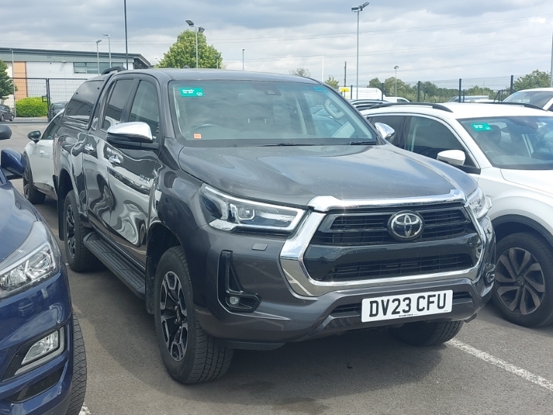 Toyota HILUX Invincible Dcab Pick Up 2.8 D-4d Grey