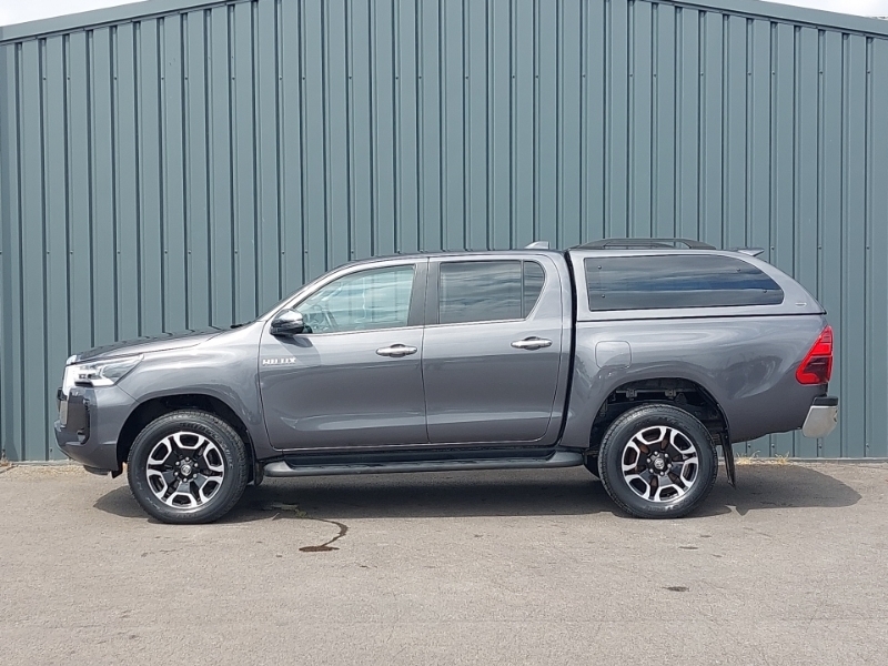 Toyota HILUX Invincible Dcab Pick Up 2.8 D-4d Grey #4