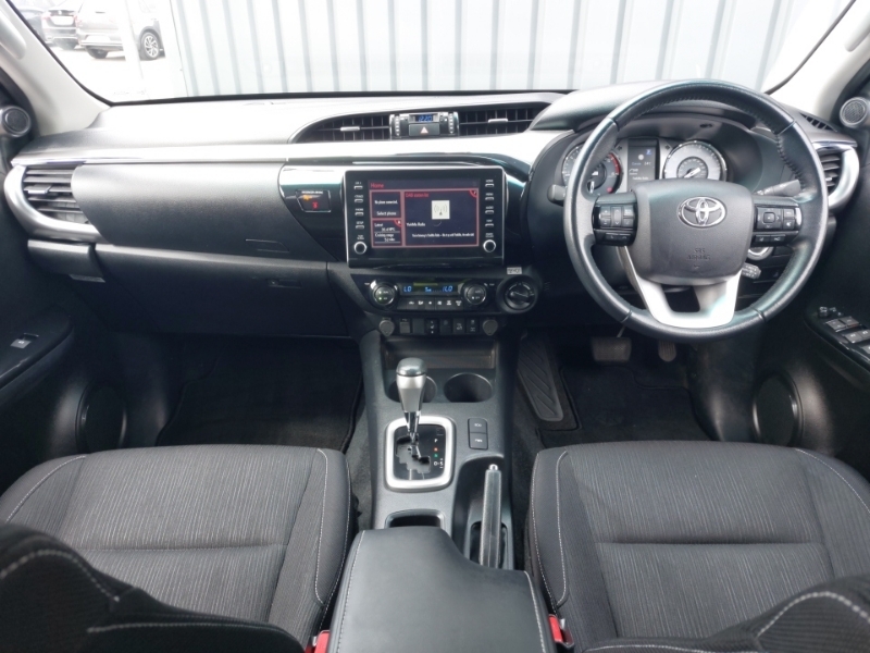 Toyota HILUX Invincible Dcab Pick Up 2.8 D-4d Grey #3
