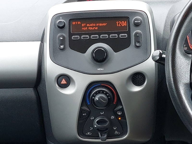 Toyota Aygo X-press Black #9