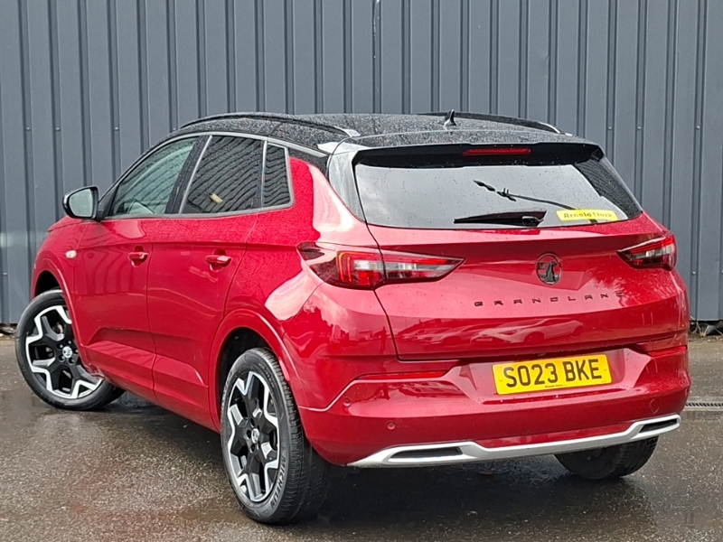 Vauxhall Grandland 1.5 Turbo D Ultimate Red #2