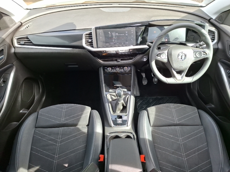 Vauxhall Grandland 1.2 Turbo Ultimate White #3