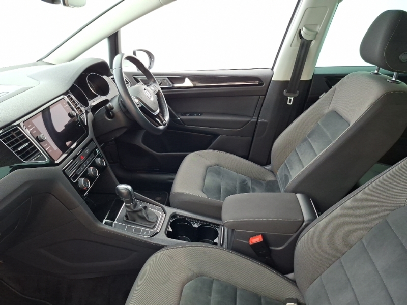 Volkswagen Golf SV 2.0 Tdi 150 Gt Dsg White #5