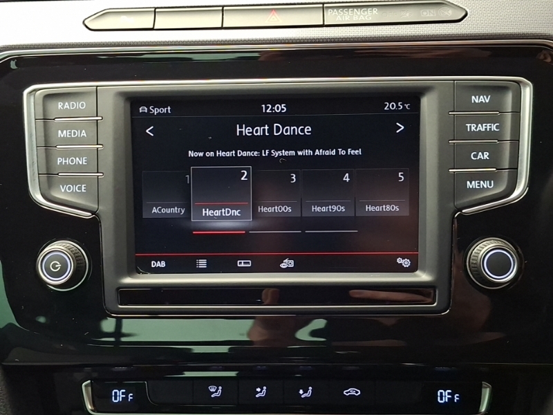 Volkswagen Passat Se Business Tdi Bluemotion Technology Blue #11