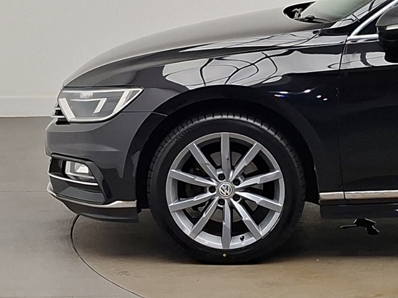Volkswagen Passat Se Business Tdi Bluemotion Technology Blue #19