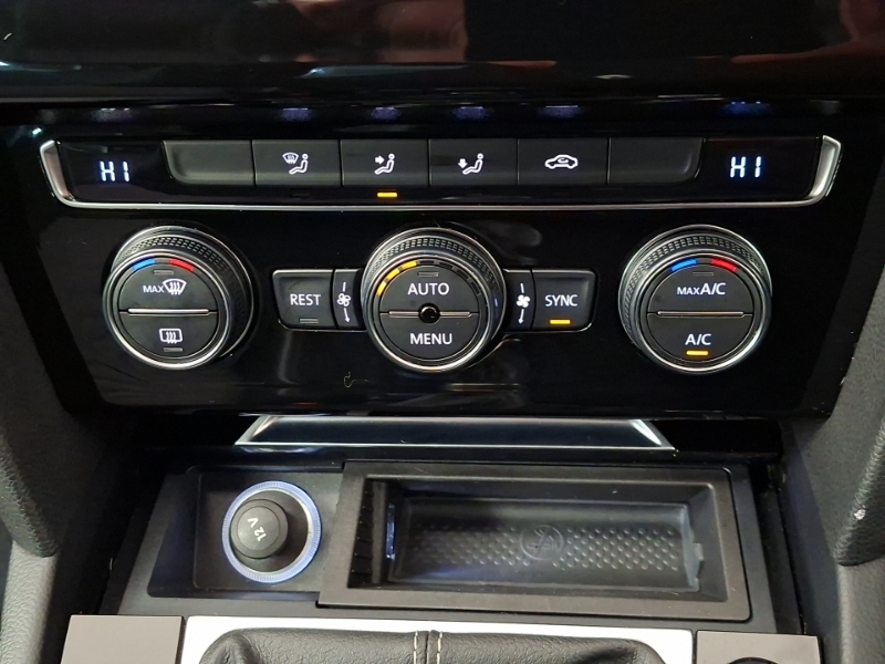 Volkswagen Passat Se Business Tdi Bluemotion Technology Blue #17
