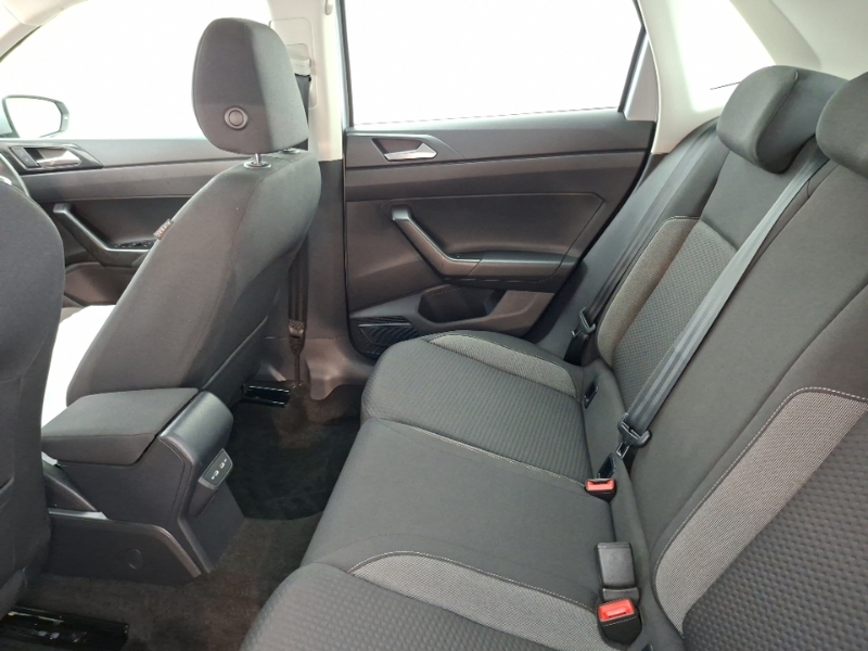 Volkswagen Polo 1.0 Life Silver #6