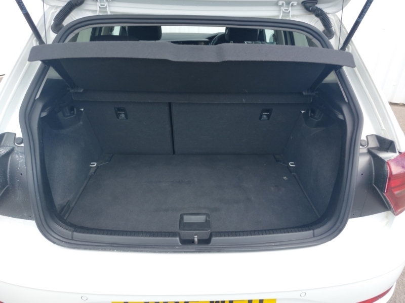 Volkswagen Polo Match Black #18