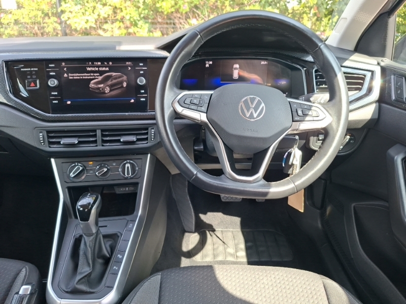 Volkswagen Taigo Match White #8