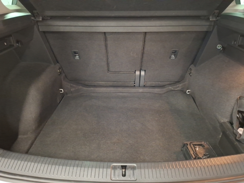 Volkswagen Tiguan 1.5L Null Blue #18