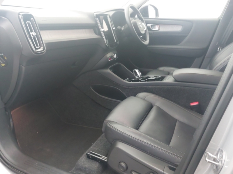 Volvo XC40 2.0 B4p Ultra Dark Silver #5