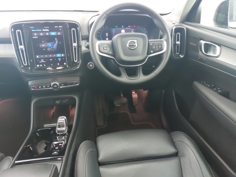 Volvo XC40 2.0 B4p Ultra Dark Blue #8