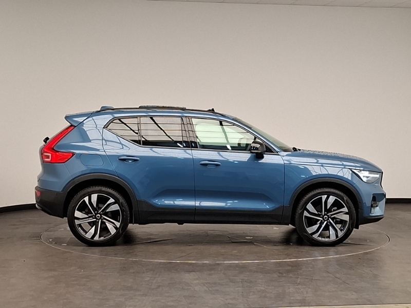 Volvo XC40 2.0 B4p Ultra Dark SK74YKT Blue #3