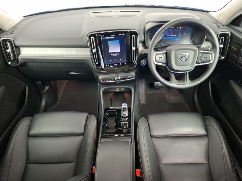 Volvo XC40 2.0 B4p Ultra Dark SK74YKT Blue #4