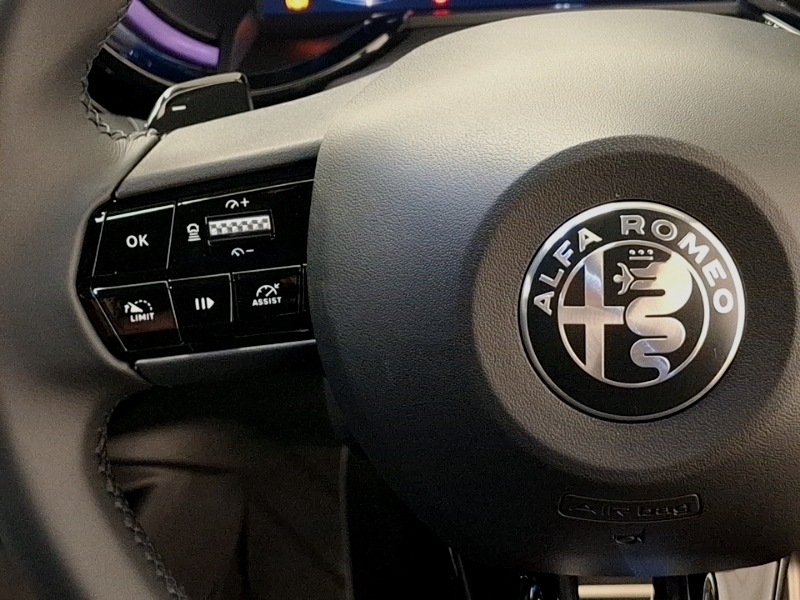 Alfa Romeo Junior 1.2 Turbo 145 Ibrida Ti Blue #12