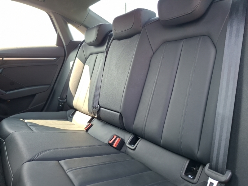 Audi A3 35 Tfsi Sport S Tronic Black #6