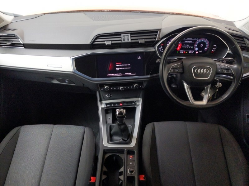 Audi Q3 35 Tfsi Technik Comfortsound Pack Orange #3