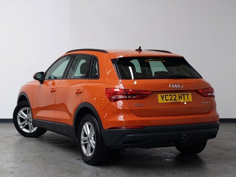 Audi Q3 35 Tfsi Technik Comfortsound Pack Orange #2