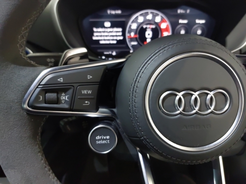 Audi TT RS 2.5T Fsi Tt Rs Quattro S Tronic Black #12