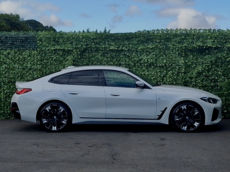 BMW 4 Series 420I M Sport Step White #3