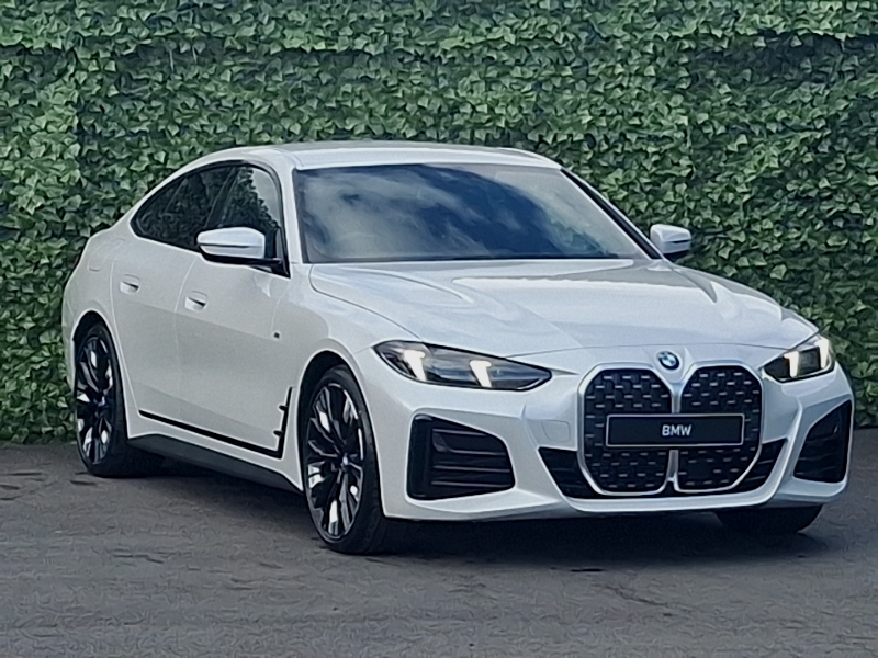 BMW 4 Series 420I M Sport Step White
