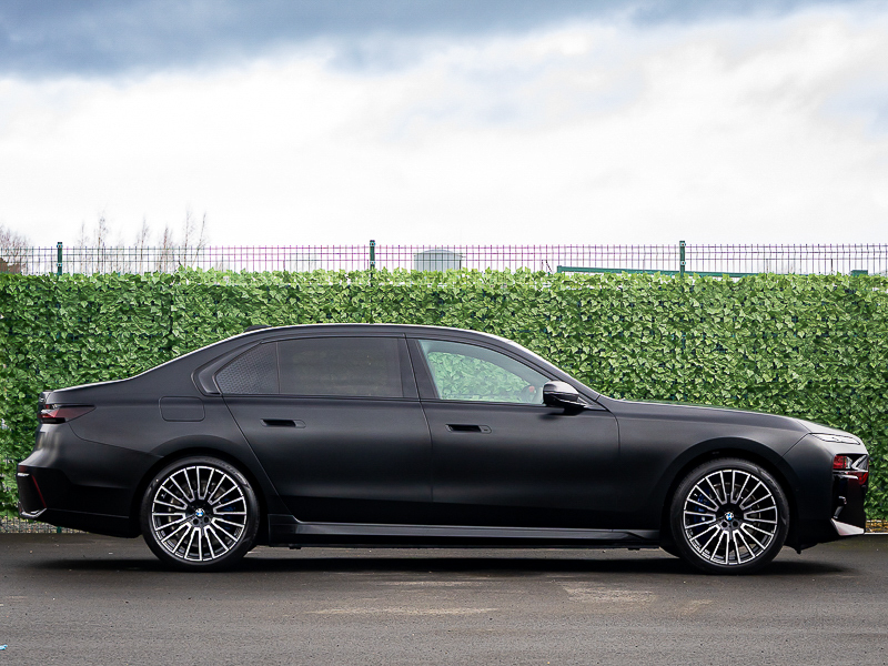BMW 7 Series 750E Xdrive M Sport Black #3