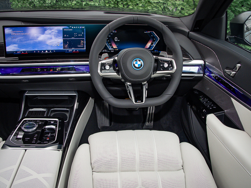 BMW 7 Series 750E Xdrive M Sport Black #5