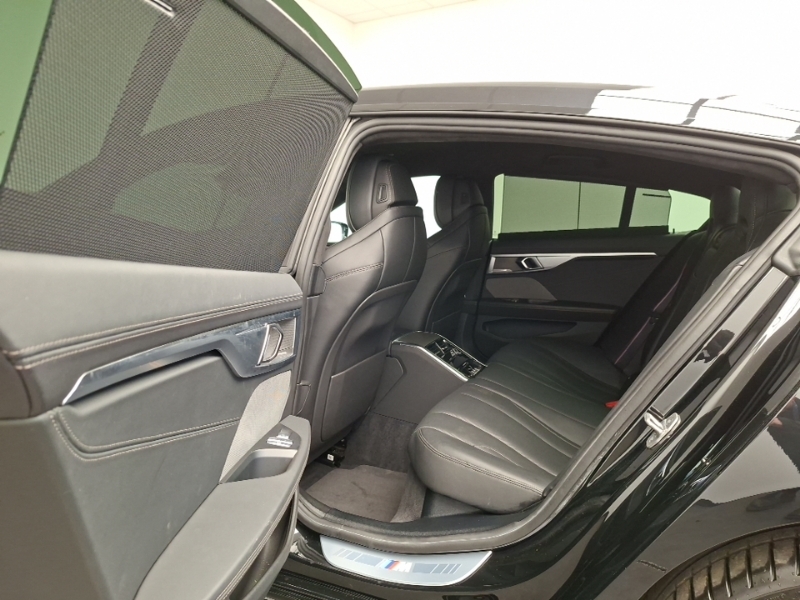 BMW 8 Series 840I M Sport Blue #12
