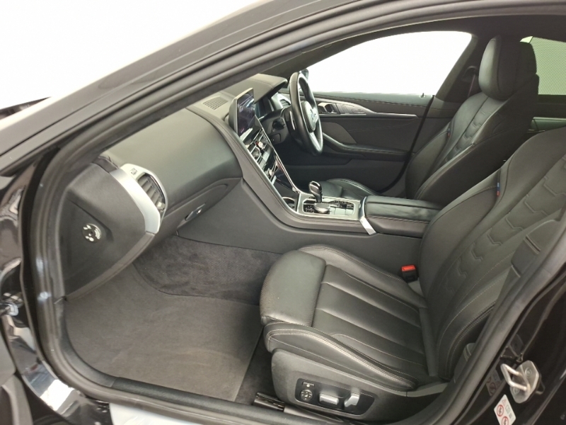 BMW 8 Series 840I M Sport Blue #7