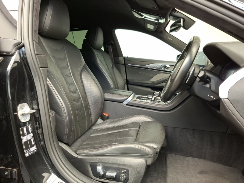 BMW 8 Series 840I M Sport Blue #11