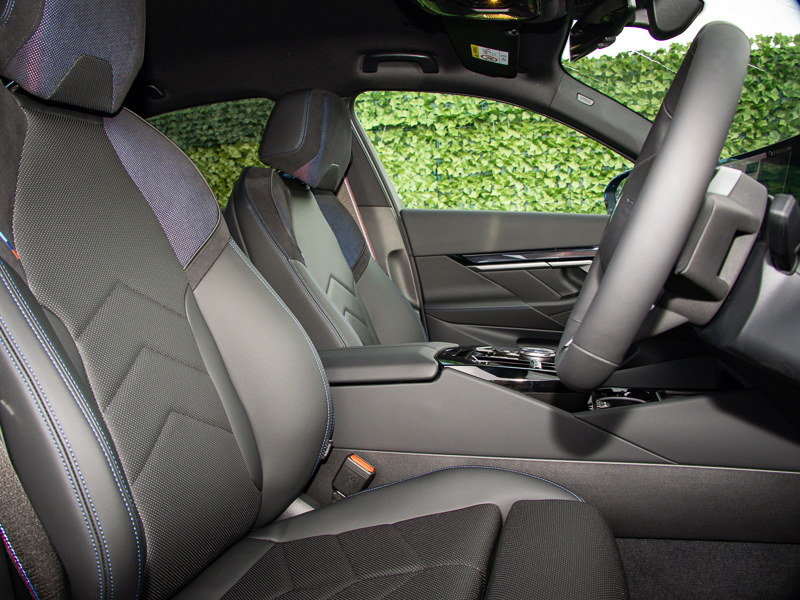 BMW i5 250Kw Edr40 M Sport Pro 84Kwh Techcomf Grey #11