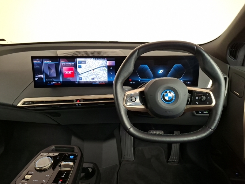 BMW iX 240Kw Xdrive40 M Sport 76.6Kwh White #5