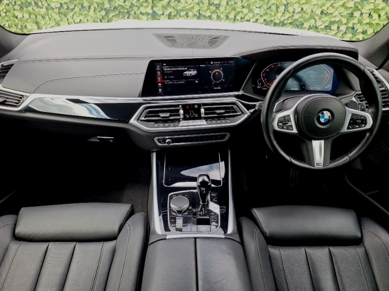 BMW X5 Xdrive30d Mht M Sport White #4