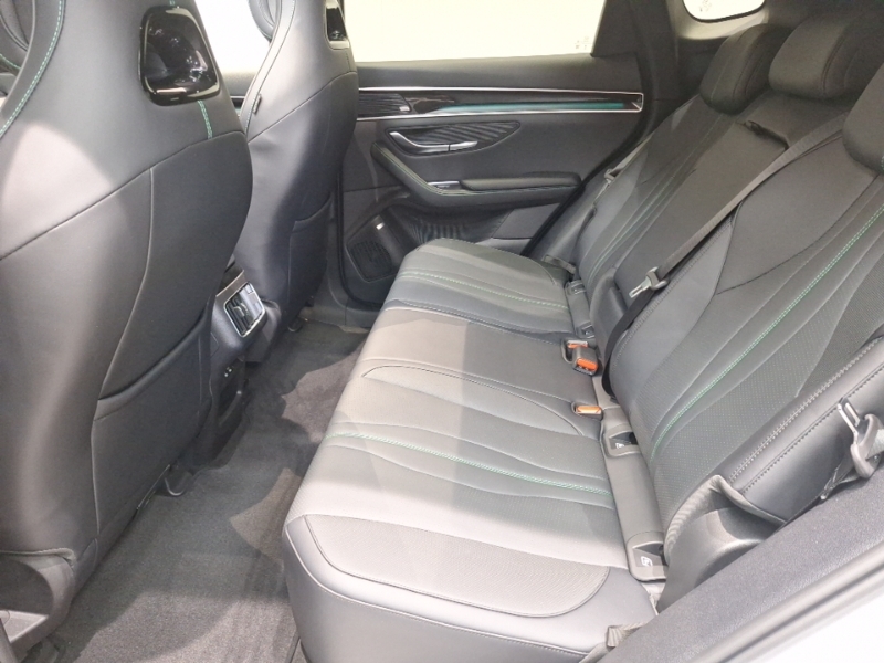 Byd Seal U 1.5 Dm-i Comfort White #6