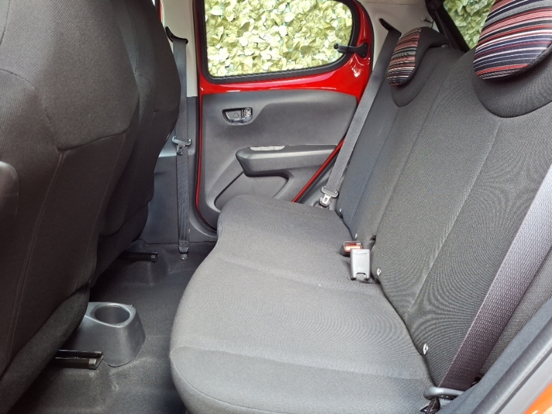 Citroen C1 1.0 Vti 72 Shine Red #6
