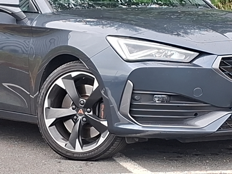 Cupra Leon Estate Vz2 2.0 Tsi 310 7-Speed Aut Blue #20