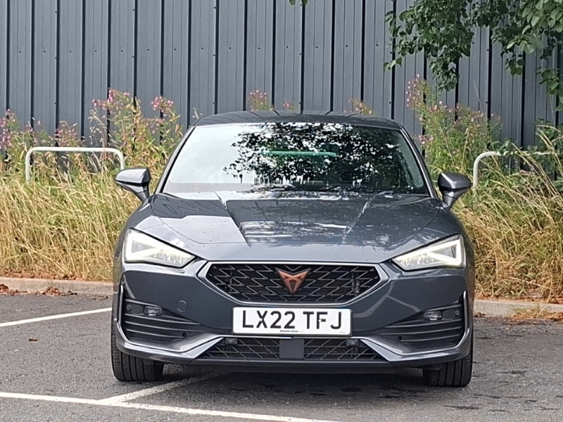 Cupra Leon Estate Vz2 2.0 Tsi 310 7-Speed Aut Blue #14