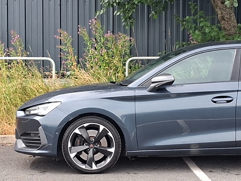 Cupra Leon Estate Vz2 2.0 Tsi 310 7-Speed Aut Blue #19