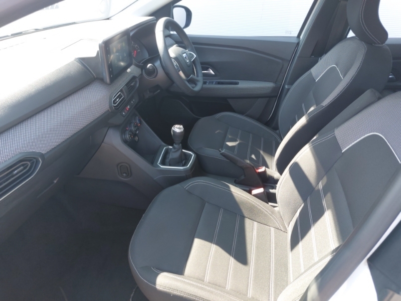 Dacia Sandero 1.0 Tce Comfort White #5
