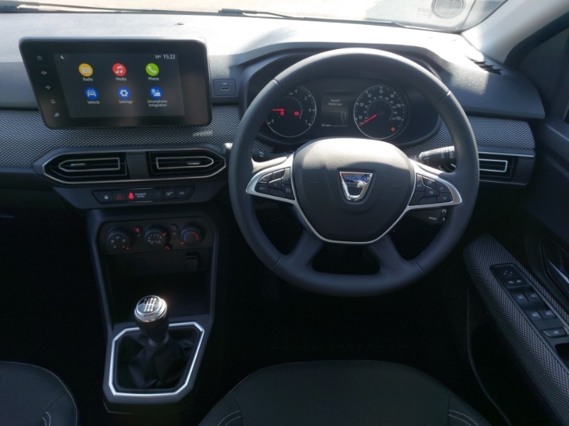 Dacia Sandero 1.0 Tce Comfort Red #8
